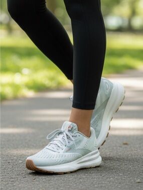 Brooks Women's Adrenaline GTS 24 Pale Mint Lace-Up Running Shoes